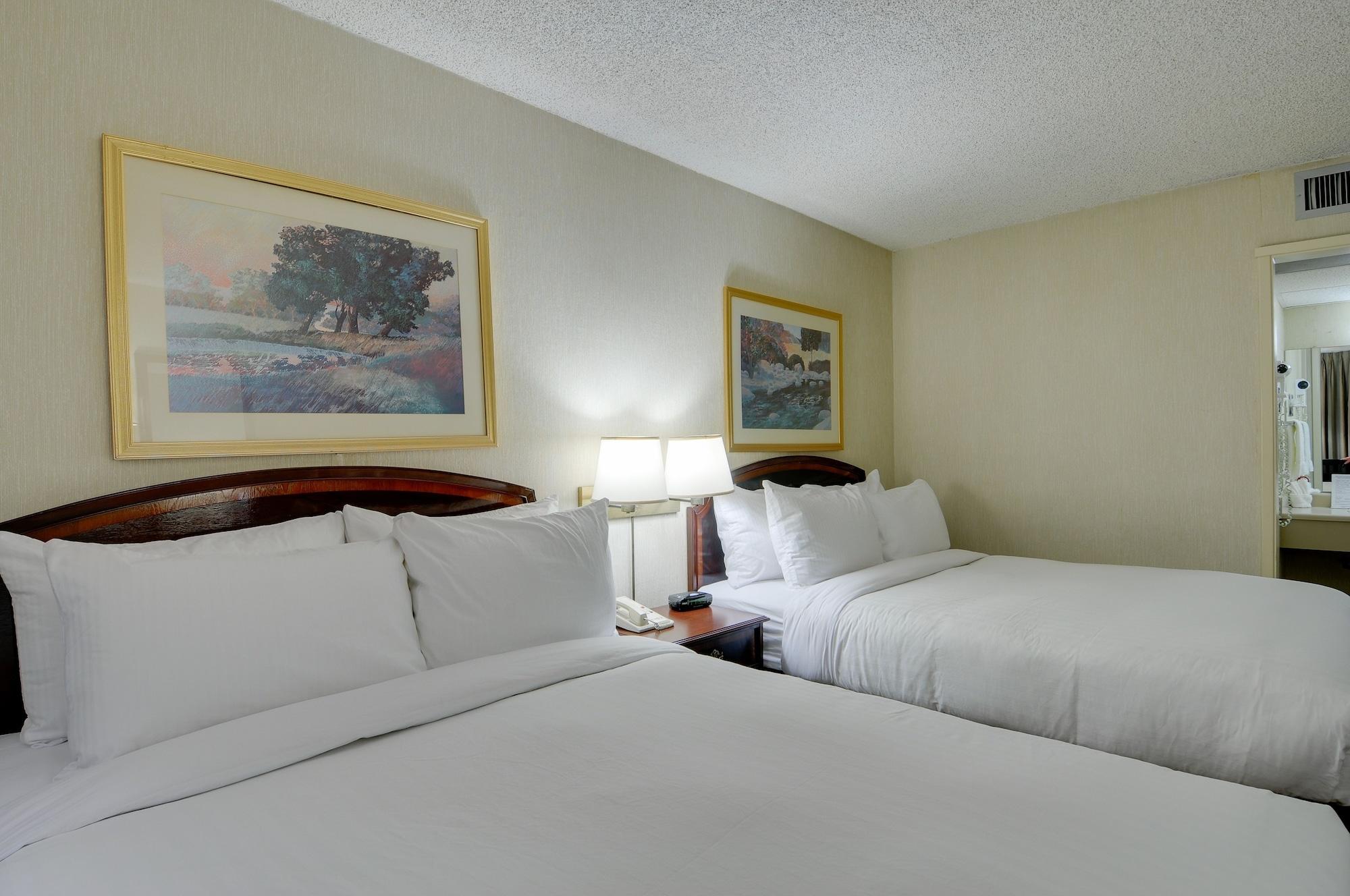 Vagabond Inn Executive Sfo Бърлингейм Екстериор снимка