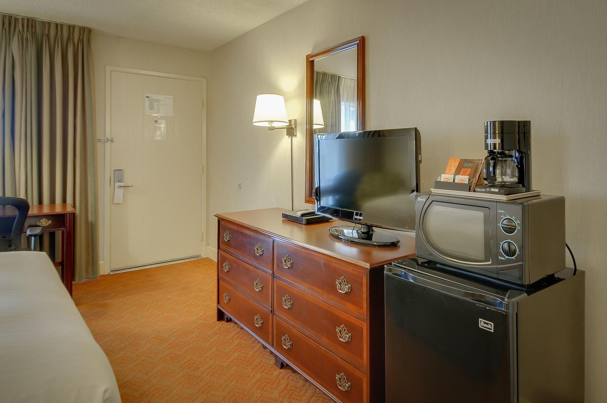 Vagabond Inn Executive Sfo Бърлингейм Екстериор снимка