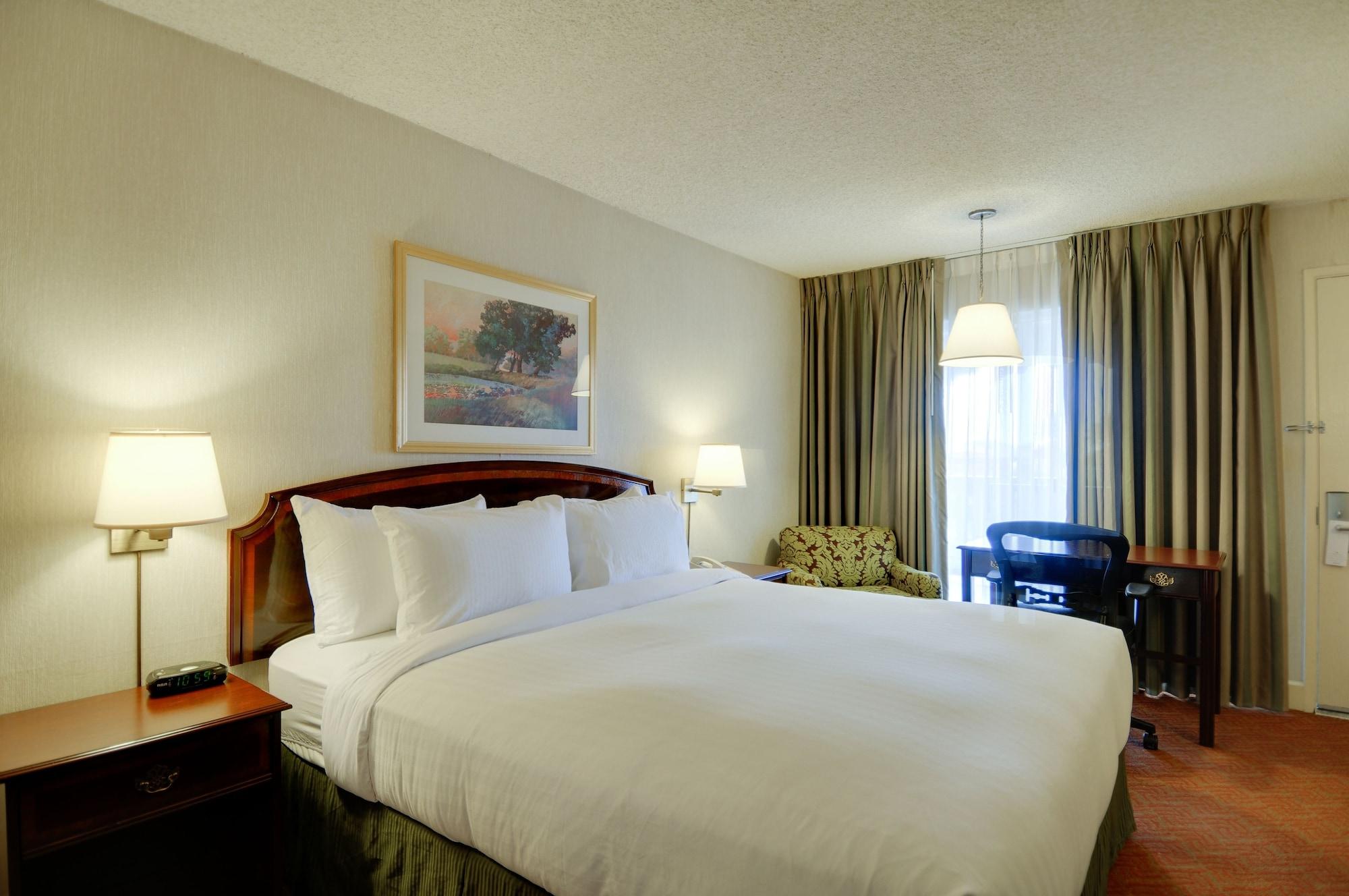 Vagabond Inn Executive Sfo Бърлингейм Екстериор снимка