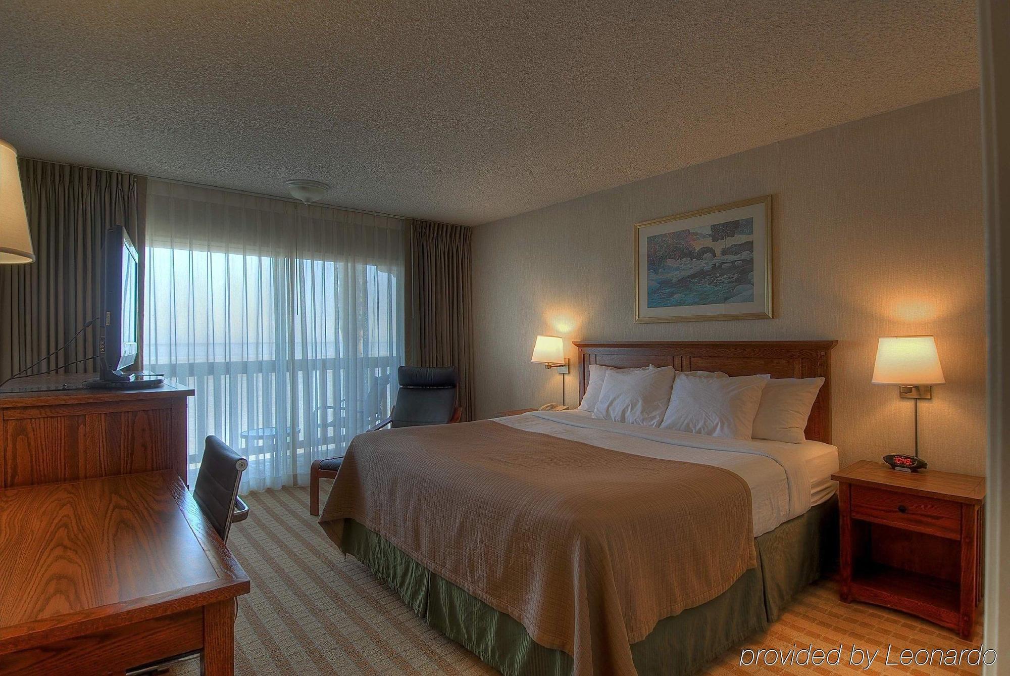 Vagabond Inn Executive Sfo Бърлингейм Стая снимка