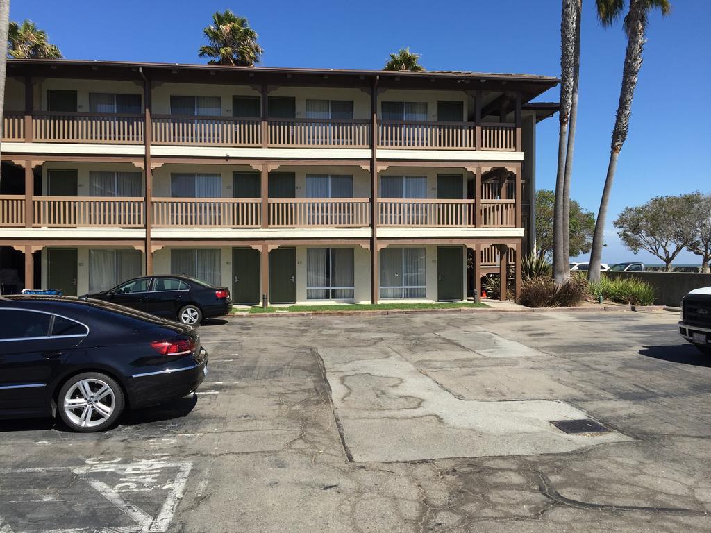 Vagabond Inn Executive Sfo Бърлингейм Екстериор снимка